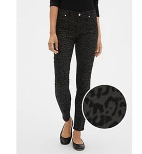 GAP Mid-Rise Legging Jean